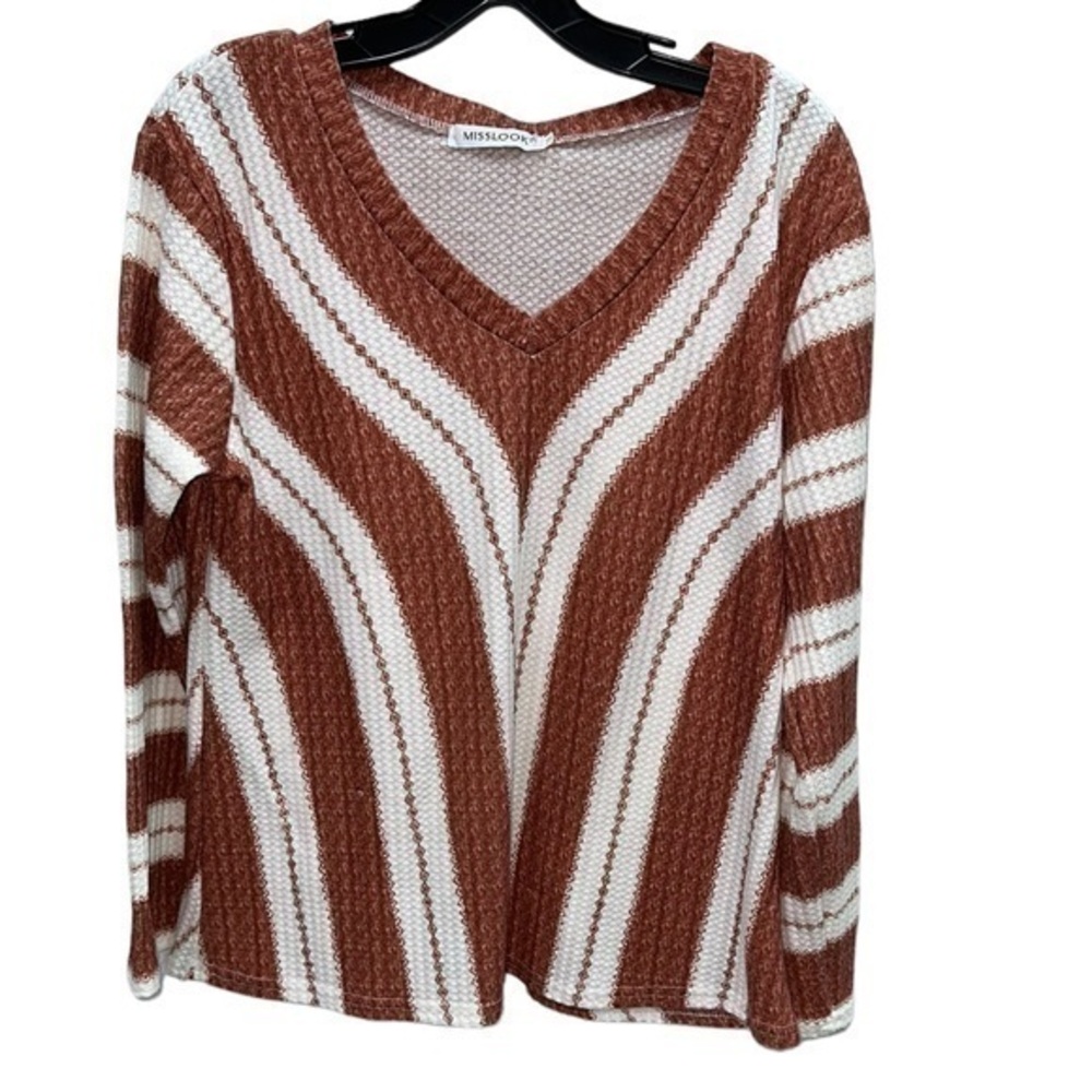 MISSLOOK TOP